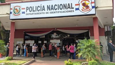 Policía interviene Identificaciones por falsificación de documentos