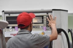 Expertos ven lejanas nuevas bajas importantes en combustibles