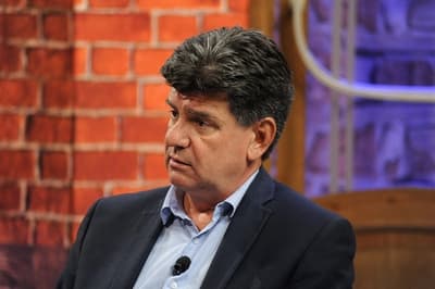 Efraín Alegre será recluido en Tacumbú tras fallo de jueza
