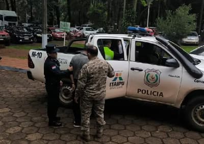 Aprehenden a gestor por estafa con licencia