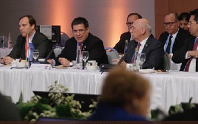 Cartes pide eliminación de restricciones no arancelarias