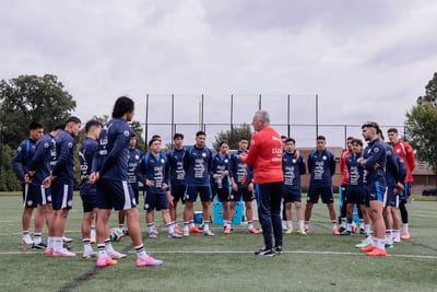 Robert Morales y Tony Sanabria se perfilan como titulares ante Bolivia