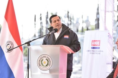 Santiago Peña y su visión para industrializar Paraguay a través de la ANDE