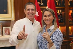 Johana Vega queda bajo críticas por mensajes a internauta