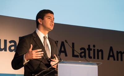 Alto Paraná recibe a Santiago Peña