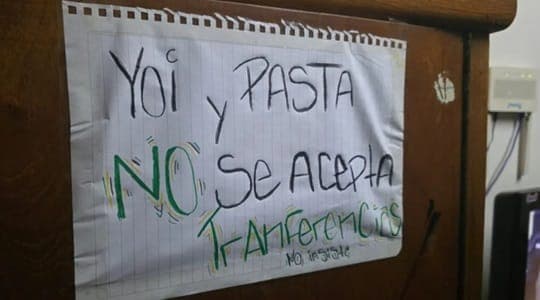 Vendía drogas y exhibía un cartel que aclaraba: “No acepto transferencias”
