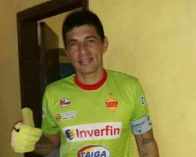 Hieren a exfutbolista de dos balazos tras asalto