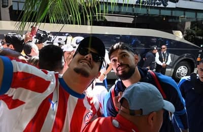 La Selección Paraguaya llegó a San José a cinco días del debut