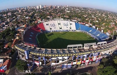 Retorno de público a los estadios es una posibilidad, reconoce Borba