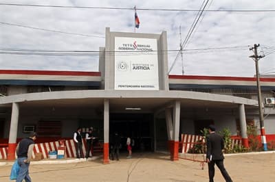 Tragedia en Tacumbú: Mujer muere durante visita privada en la cárcel