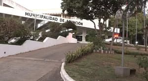 Abogada manejó casos multimillonarios con dudoso título