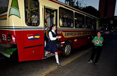 Policía Nacional refuerza seguridad escolar ante inicio de clases
