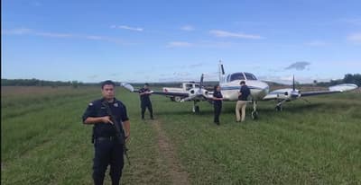 Avión con carga valiosa realiza aterrizaje de emergencia en Tobatí
