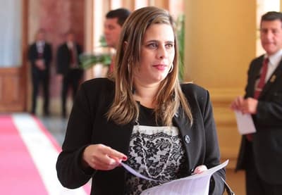 Honor Colorado solicita destitución de Kattya González