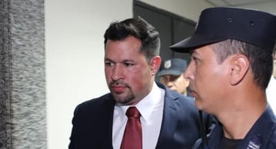 Ulises Quintana solicita permiso a la Cámara de Diputados