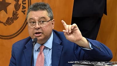 Leite cuestiona: “Los niños no están para que el Estado los eduque”