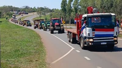 Cañicultores marchan hacia Asunción para exigir prioridad del alcohol carburante