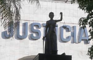 La Corte aclara: los remates no se suspenden y plazos se trasladan al lunes si hay feriado por la Albirroja