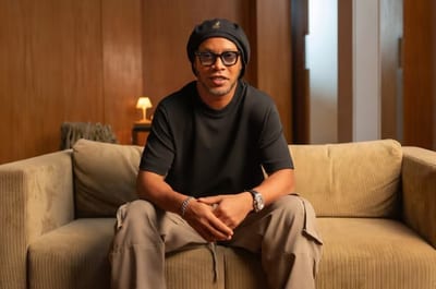 El astro brasileño Ronaldinho jugará en la Serie C de Italia