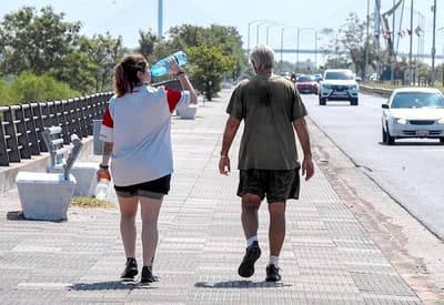 Ambiente muy caluroso y húmedo en el país