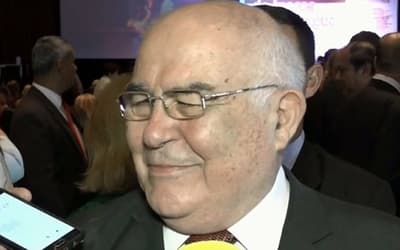 Ministro de la Corte reconoce presiones políticas