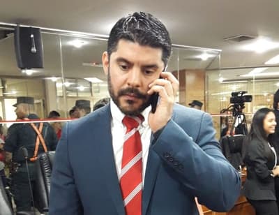 Nenecho responde a imputación: “Váyanse a la mierda”
