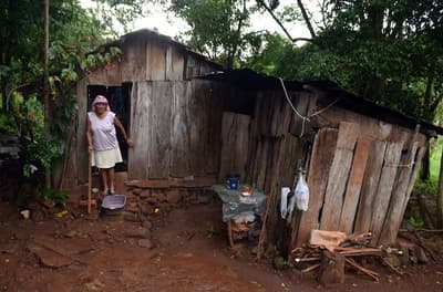 Senado pide detalles sobre baja de pobreza anunciada por Peña
