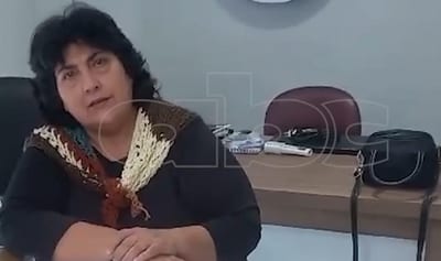 Madre de Lizarella ocupa cargo polémico en Dinac