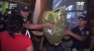 Incautan prendas de local boliviano del Mercado 4