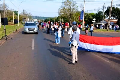 Misiones: cortan la Ruta PY01 en apoyo a huelga de médicos