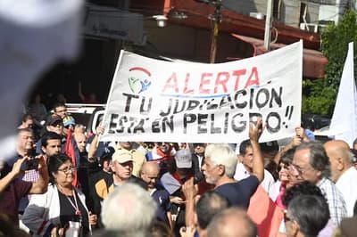 Jubilados del IPS convocan a manifestación contra inversión en Ueno Bank
