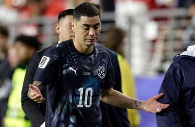 Almirón recibió una fecha de suspensión
