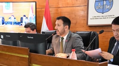Concejal César Escobar admite irregularidades en gestión de Nenecho