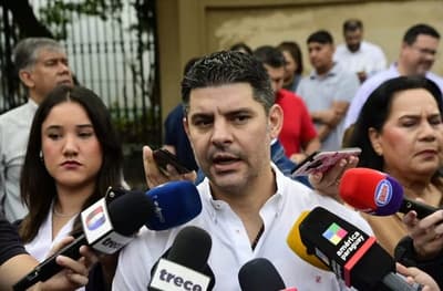 Nenecho niega irregularidades tras imputación por “detergentes de oro”