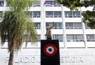 Mafia de los pagarés: Corte propone que pagarés queden bajo custodia judicial