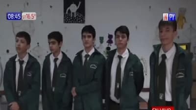 Jóvenes paraguayos en robótica: Hacia Colombia para hacer historia
