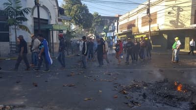 Piquetes y marchas “encienden” calles del centro