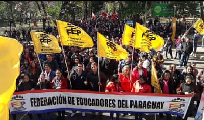 Nueva amenaza de paro total por parte del sector docente