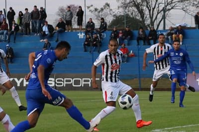 Libertad vence a Sol de América en Villa Elisa