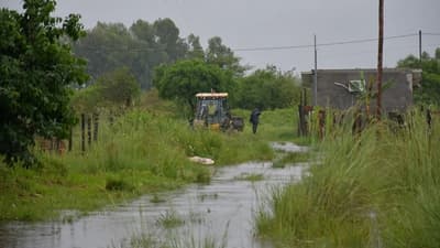 Declaran emergencia distrital en Ayolas tras fuerte temporal