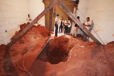 Hallan túnel en microcentro