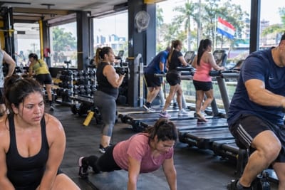Bajar de peso antes del verano: expertos piden evitar atajos