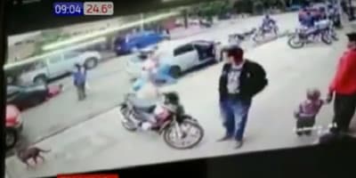 Niño arrollado por vehículo presenta mejoría pero sigue internado