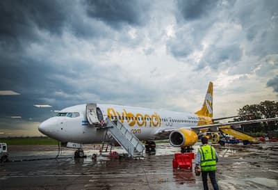 Rayo cerca de avión en Silvio Pettirossi obliga a cancelar vuelo