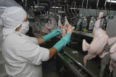 Paraguayos cambian hábitos ante alto precio de carne vacuna