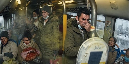 “El frío no es excusa para no bañarse”, dice neumólogo