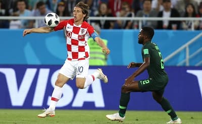 Croacia vence y comanda el grupo de Argentina
