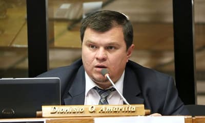 Senadores presentan pedido de pérdida de investidura de Dionisio Amarilla