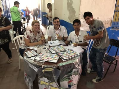 Santi Peña: De precandidato a presidente a miembro de mesa