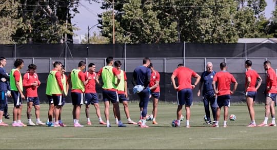 Alfaro perfila cambios para el partido ante Australia